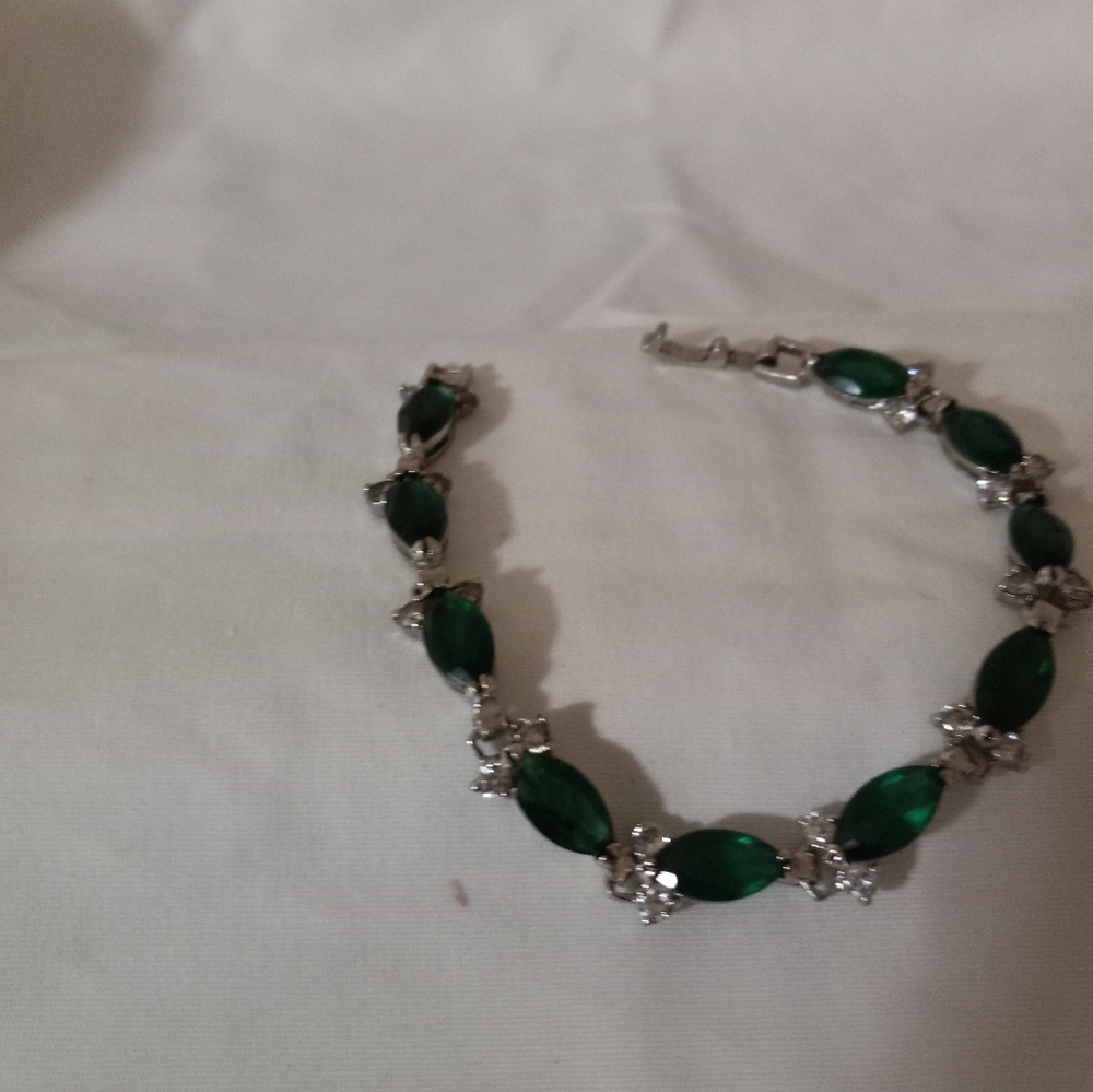 Rhinestone bracelet, green and clear stones, 7"